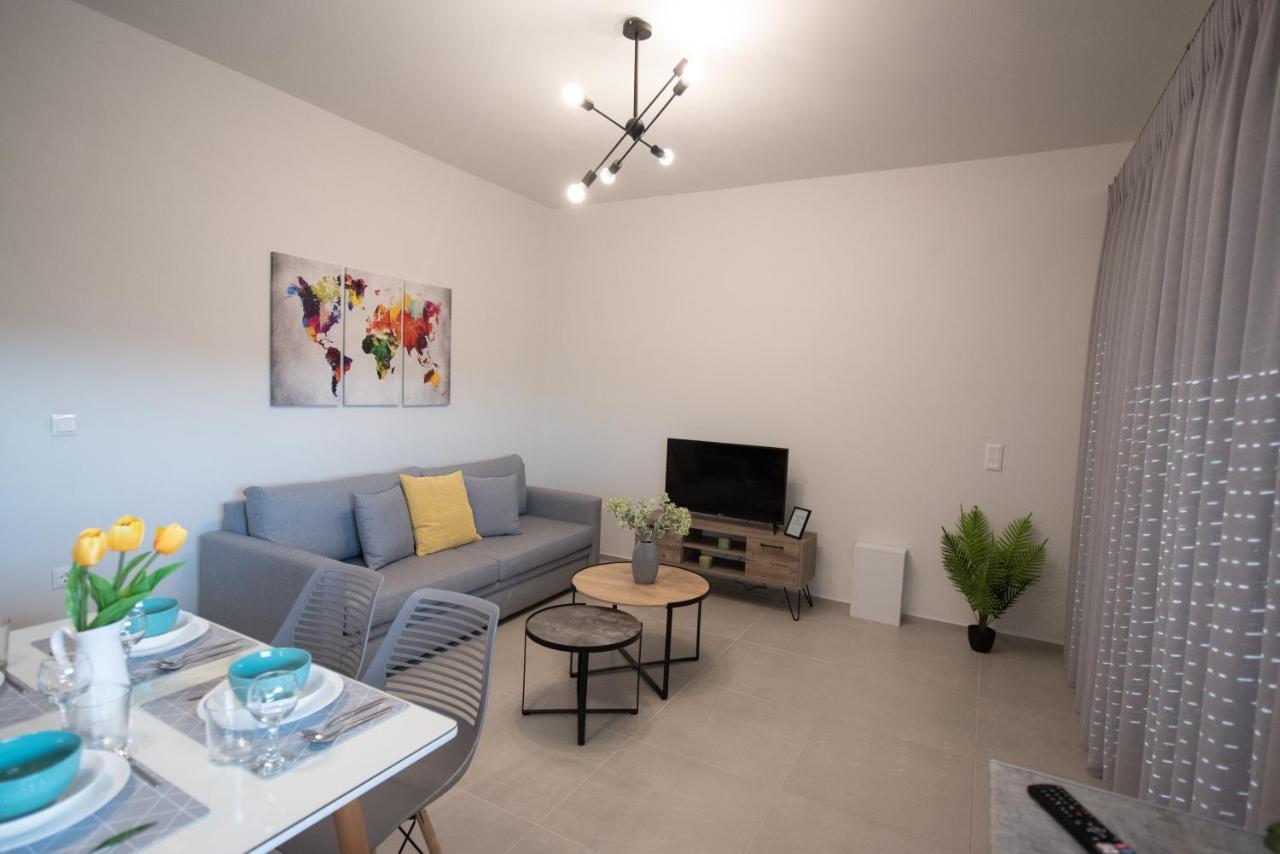 Luxury Autonomous Ground Floor Apartment イグメニツァ エクステリア 写真